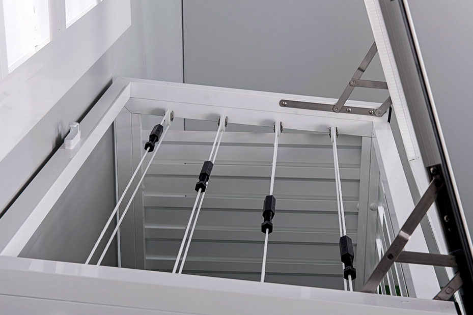 Tendero exterior con protección lluvia